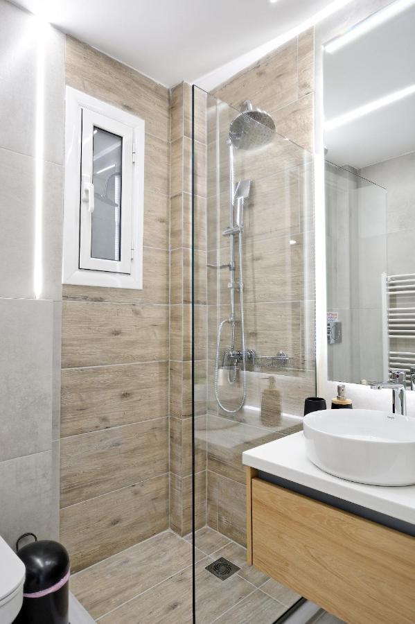 Elegant Big Apartment In Athens Center With Balcony Экстерьер фото